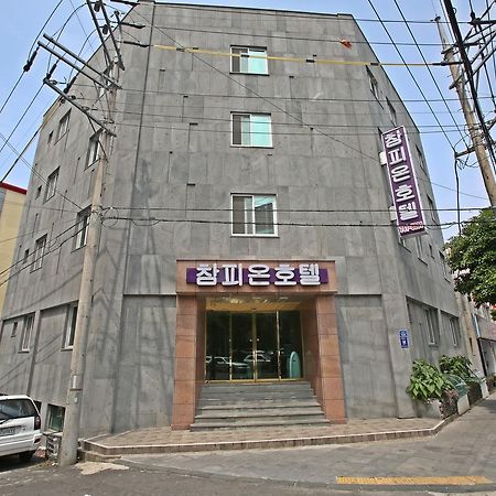 Champion Hotel Jeju Esterno foto